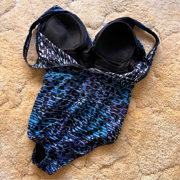 MIRACLESUIT Mesh Blue Cheetah One Piece 16 Cruise Cruise-wear Swimsuit Swim - Picture 3 of 5